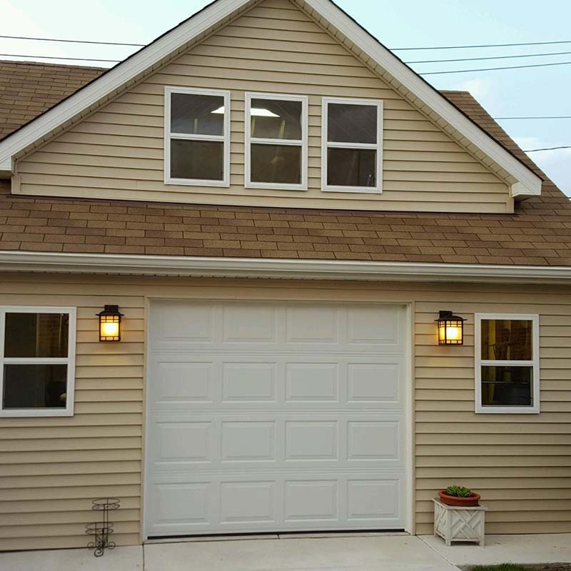 White garage door in Chicago, IL