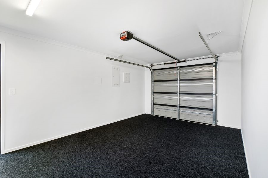 New Garage Construction in Chicago and Suburbs